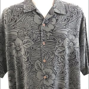 Tommy Bahama Camp Shirt Size Large